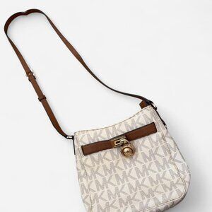 Michael Kors Hamilton Monogram Crossbody Messenger  Purse Bag Vanilla